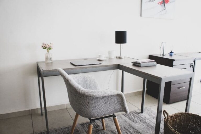 why you should build a dedicated home office space during your spring cleaning blog post photo (1)
